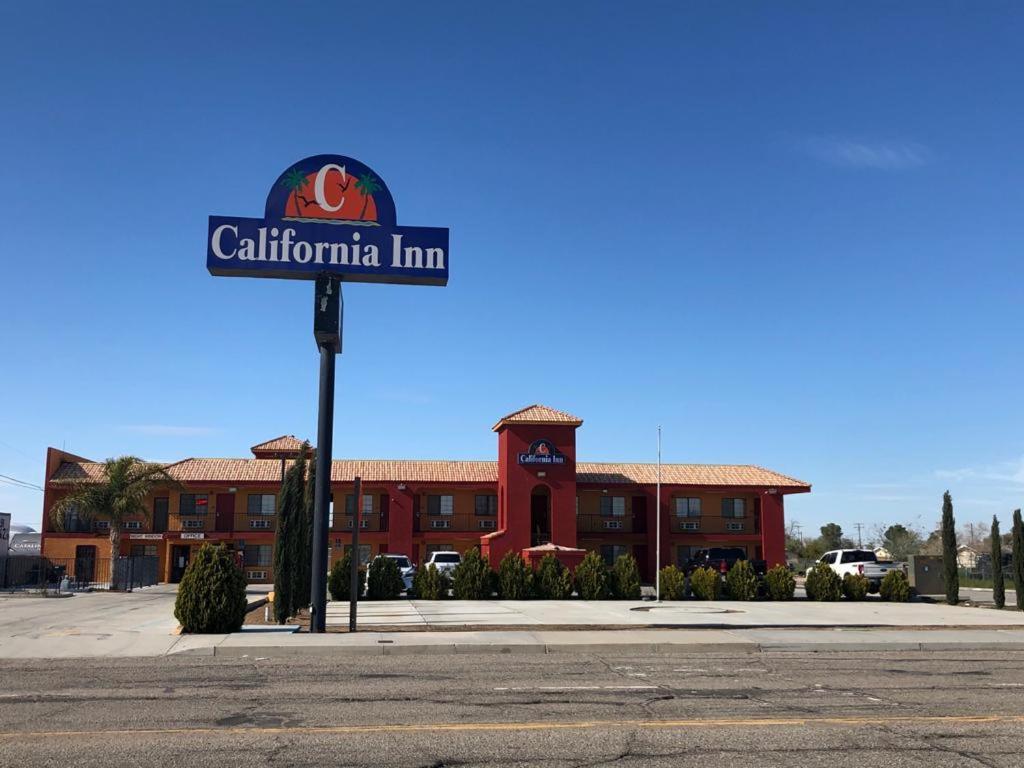 California Inn Hotel And Suites Adelanto Us 395 Zewnętrze zdjęcie
