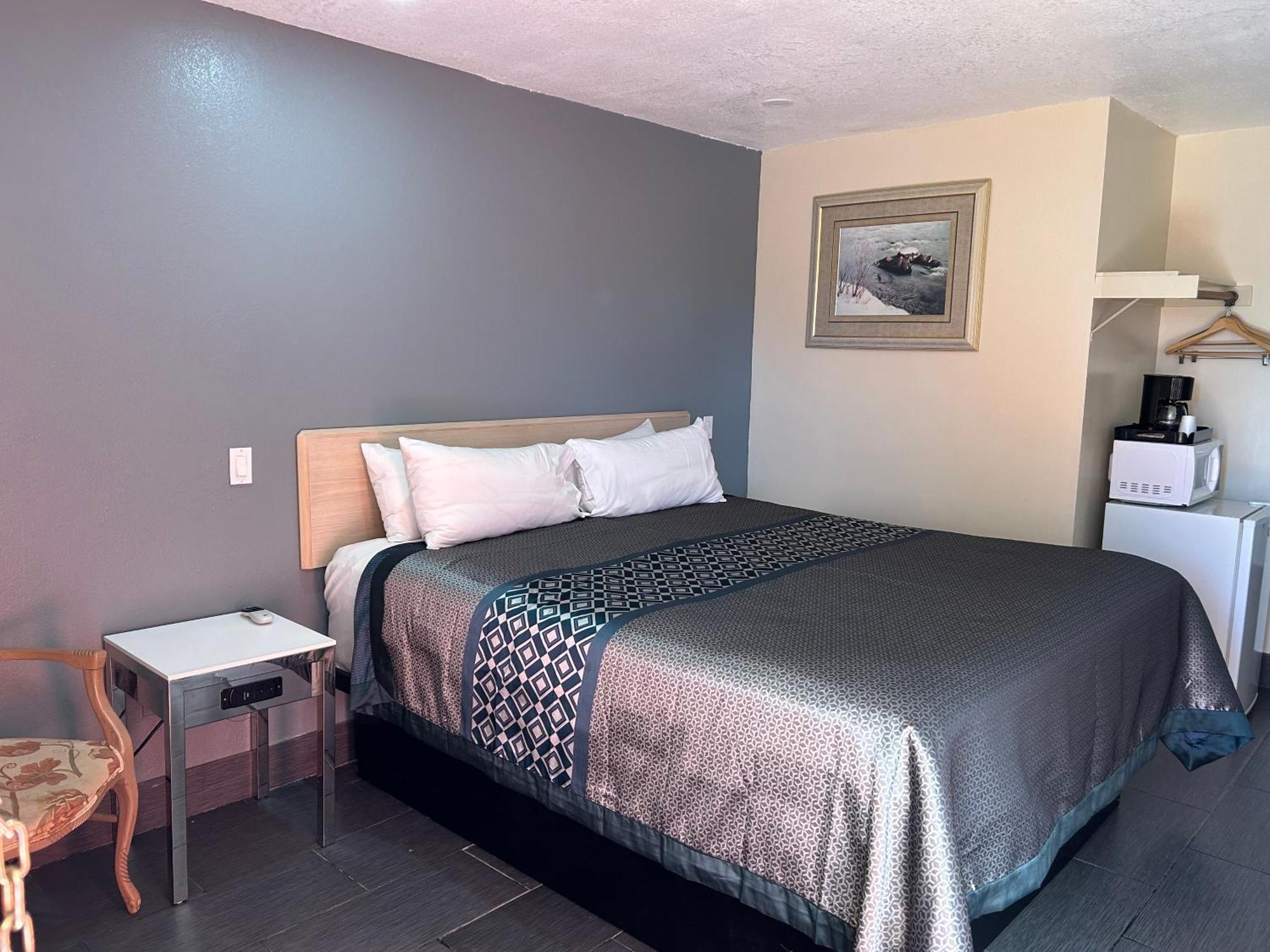 California Inn Hotel And Suites Adelanto Us 395 Zewnętrze zdjęcie